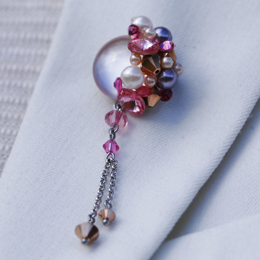 NÁVOD NA BROŽ Z KORÁLKŮ SWAROVSKI